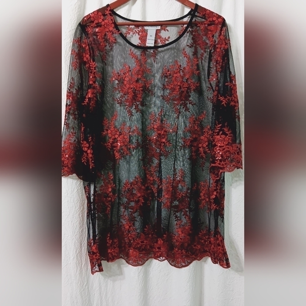 3X$25.  CATHERINES Red /Black Floral  Pattern Embroidered Tulle Blouse Size 0X